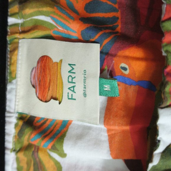 NEW Farm Rio Forest Birds Smocked Embroidered Blouse size M #833 - Picture 6 of 8